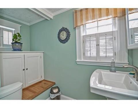 1022 Webster St, Needham, MA 02492 photo 15