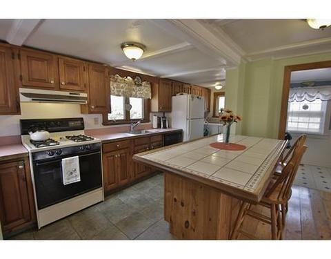 24 Hawthorne Rd, Gloucester, MA 01930 photo 6
