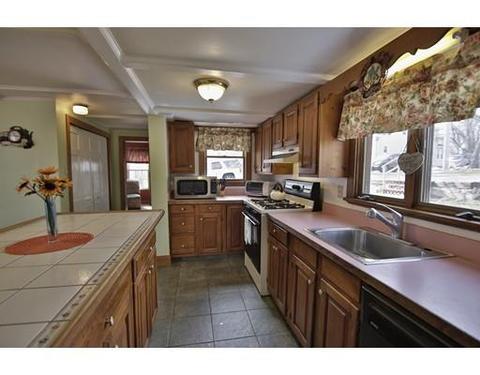 24 Hawthorne Rd, Gloucester, MA 01930 photo 8