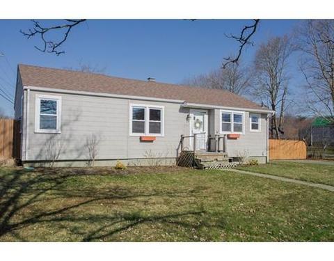 231 Middle Rd, Acushnet, MA 02743 photo 1