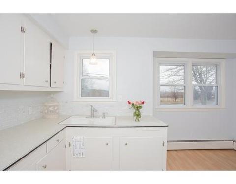 231 Middle Rd, Acushnet, MA 02743 photo 8