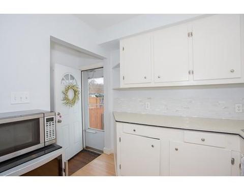 231 Middle Rd, Acushnet, MA 02743 photo 9
