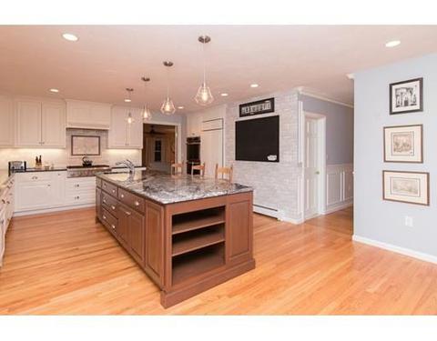 11 Independence Dr, Walpole, MA 02081 photo 4