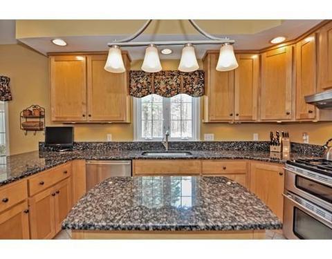15 Cadman Rd, Mendon, MA 01756 photo 12