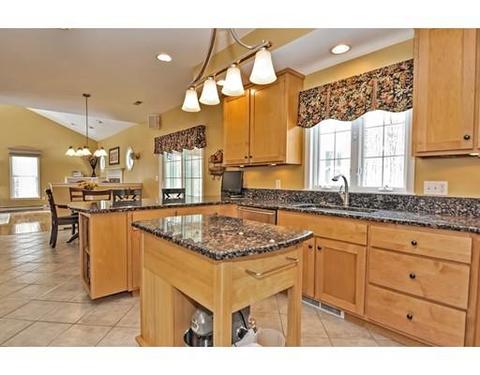 15 Cadman Rd, Mendon, MA 01756 photo 13
