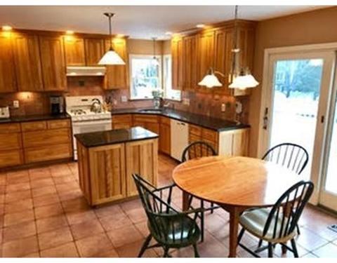 8 Charles River Dr, Franklin, MA 02038 photo 4