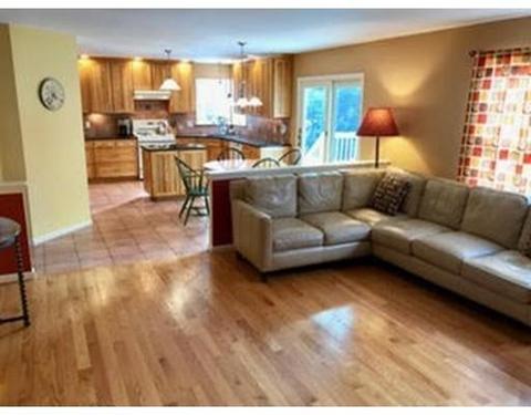 8 Charles River Dr, Franklin, MA 02038 photo 5