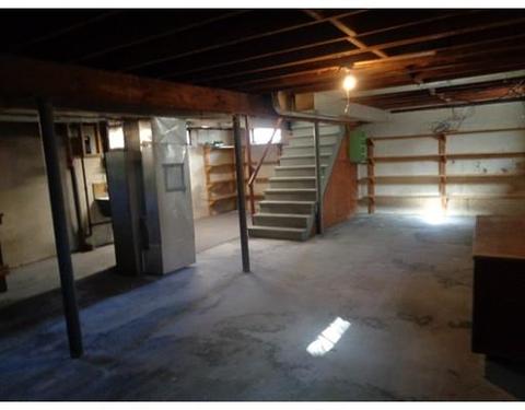24 N Brook Rd, Springfield, MA 01119 photo 13