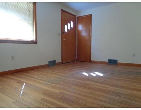 24 N Brook Rd, Springfield, MA 01119 photo 7