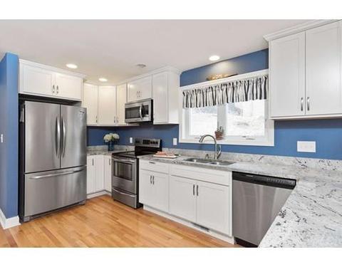 33 Powder Mill Rd, Maynard, MA 01754 photo 6