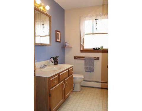 7 Laurel Dr, Easthampton, MA 01027 photo 16