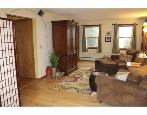 7 Laurel Dr, Easthampton, MA 01027 photo 9