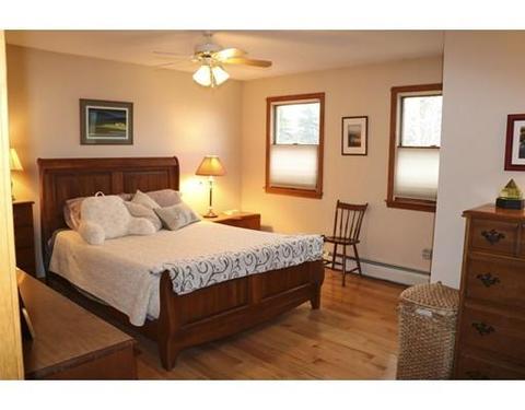 7 Laurel Dr, Easthampton, MA 01027 photo 11