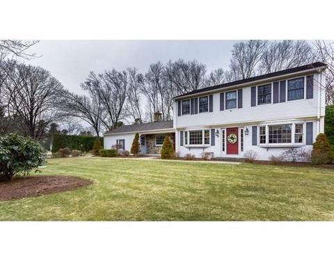 8 Mohawk Dr, Longmeadow, MA 01106 photo 2