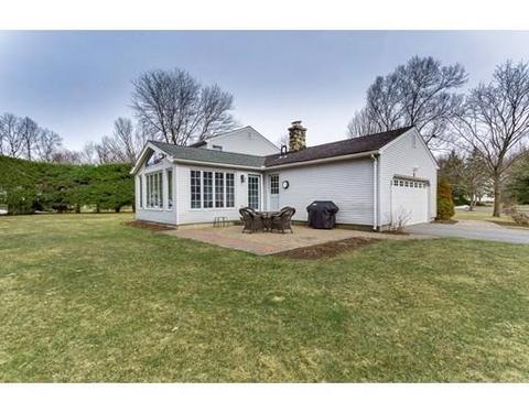 8 Mohawk Dr, Longmeadow, MA 01106 photo 28