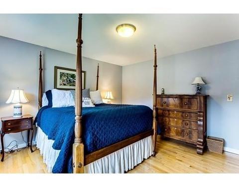 8 Mohawk Dr, Longmeadow, MA 01106 photo 19