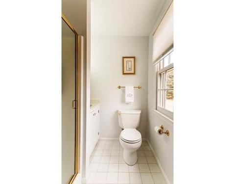8 Mohawk Dr, Longmeadow, MA 01106 photo 21