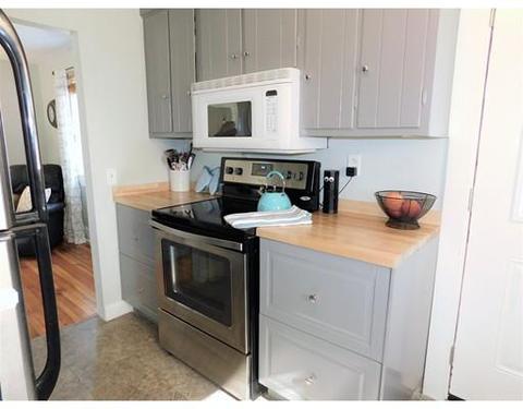 34 Arthur St, Maynard, MA 01754 photo 4
