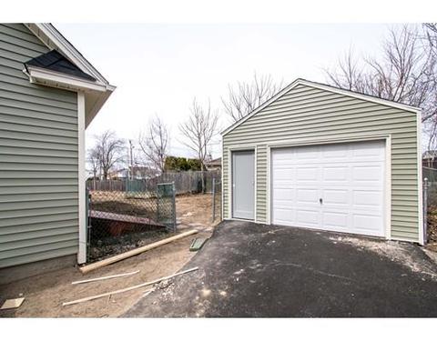 10 Surrey Rd, Springfield, MA 01118 photo 4