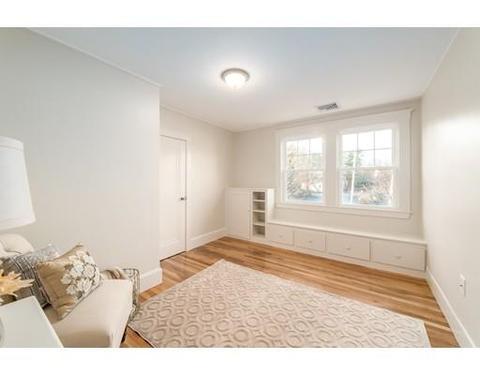 1 Pilgrim Rd, Marblehead, MA 01945 photo 11