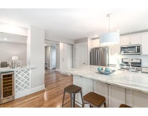 1 Pilgrim Rd, Marblehead, MA 01945 photo 5