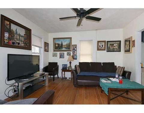 93 Walnut St, Everett, MA 02149 photo 2