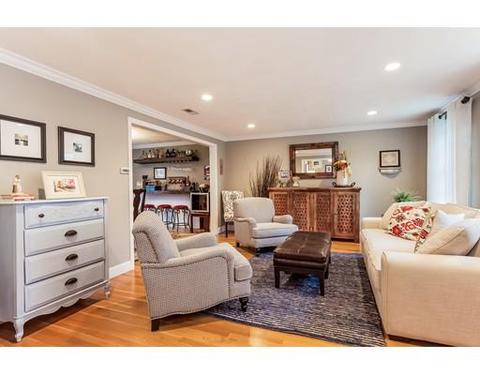 18 Travis Dr, Framingham, MA 01702 photo 4
