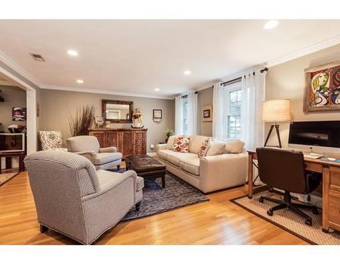 18 Travis Dr, Framingham, MA 01702 photo 5