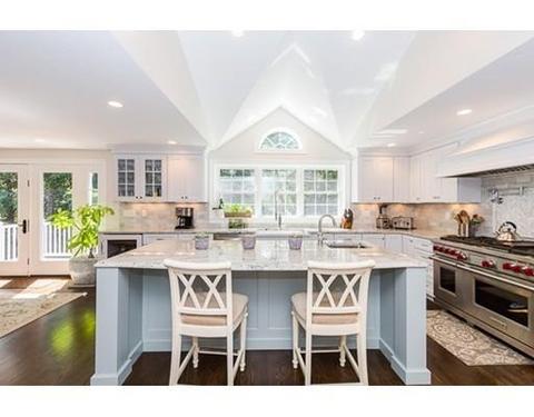 91 Stratford Rd, Needham, MA 02492 photo 3
