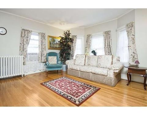 7 Marion St, Dedham, MA 02026 photo 5
