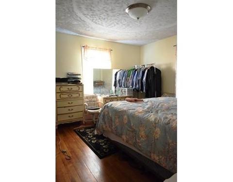 13 Marshall St, Worcester, MA 01604 photo 6
