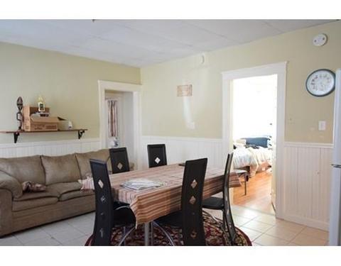13 Marshall St, Worcester, MA 01604 photo 9