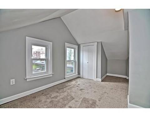 29 Hamlet St, Fall River, MA 02724 photo 9