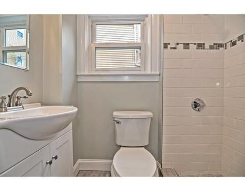 29 Hamlet St, Fall River, MA 02724 photo 10
