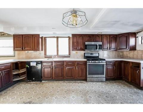 49 Fuller St, Everett, MA 02149 photo 8
