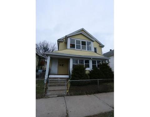 89 Mooreland St, Springfield, MA 01104 photo 2
