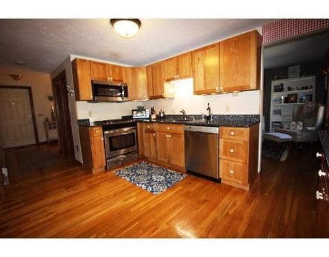 572 Central Tpke, Sutton, MA 01590 photo 2