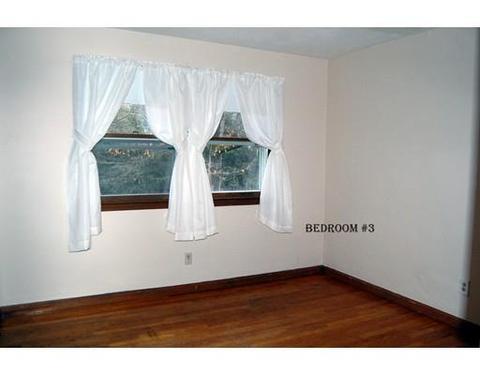 58 Derby Dingle St, Springfield, MA 01107 photo 15