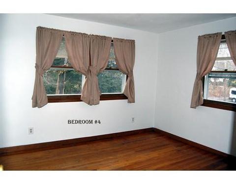 58 Derby Dingle St, Springfield, MA 01107 photo 16