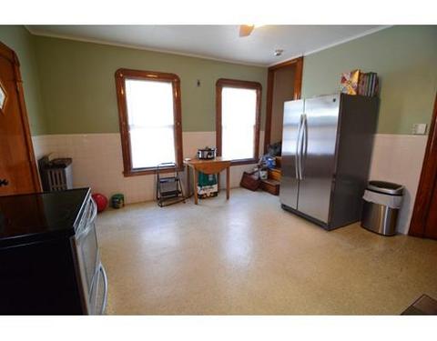 301 Dickinson St, Springfield, MA 01108 photo 11