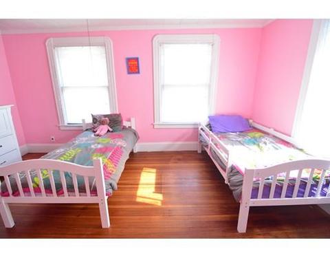 301 Dickinson St, Springfield, MA 01108 photo 16