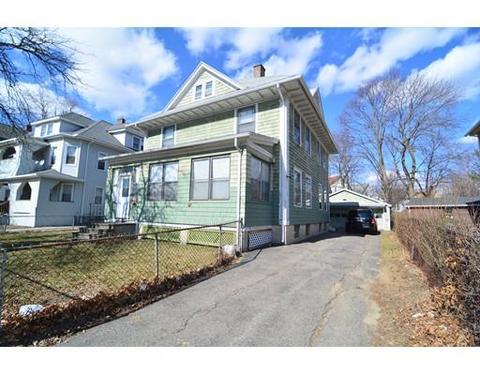 301 Dickinson St, Springfield, MA 01108 photo 2