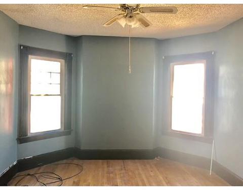 82 Garfield St, Springfield, MA 01108 photo 3