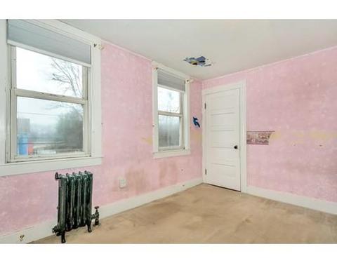 19 Evers St, Worcester, MA 01603 photo 13