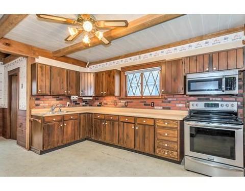 19 Evers St, Worcester, MA 01603 photo 4