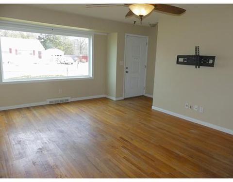 22 Jerilis Dr, Springfield, MA 01119 photo 10
