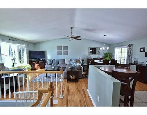 19 Josephine Dr, Fall River, MA 02720 photo 4