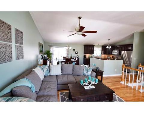 19 Josephine Dr, Fall River, MA 02720 photo 9