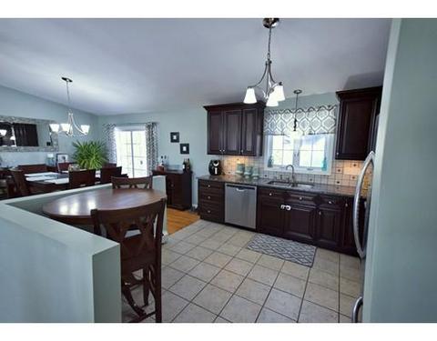 19 Josephine Dr, Fall River, MA 02720 photo 6