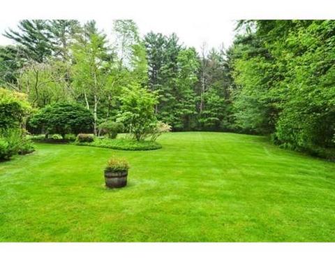184 Centre St, Dover, MA 02030 photo 3